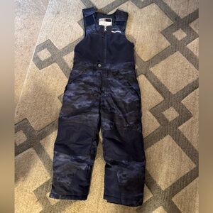 Size 6 ski Bibs 32 degrees